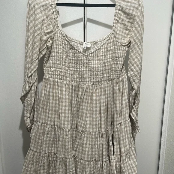 MINI ESCAPE BEIGE GINGHAM DRESS - Picture 13 of 13